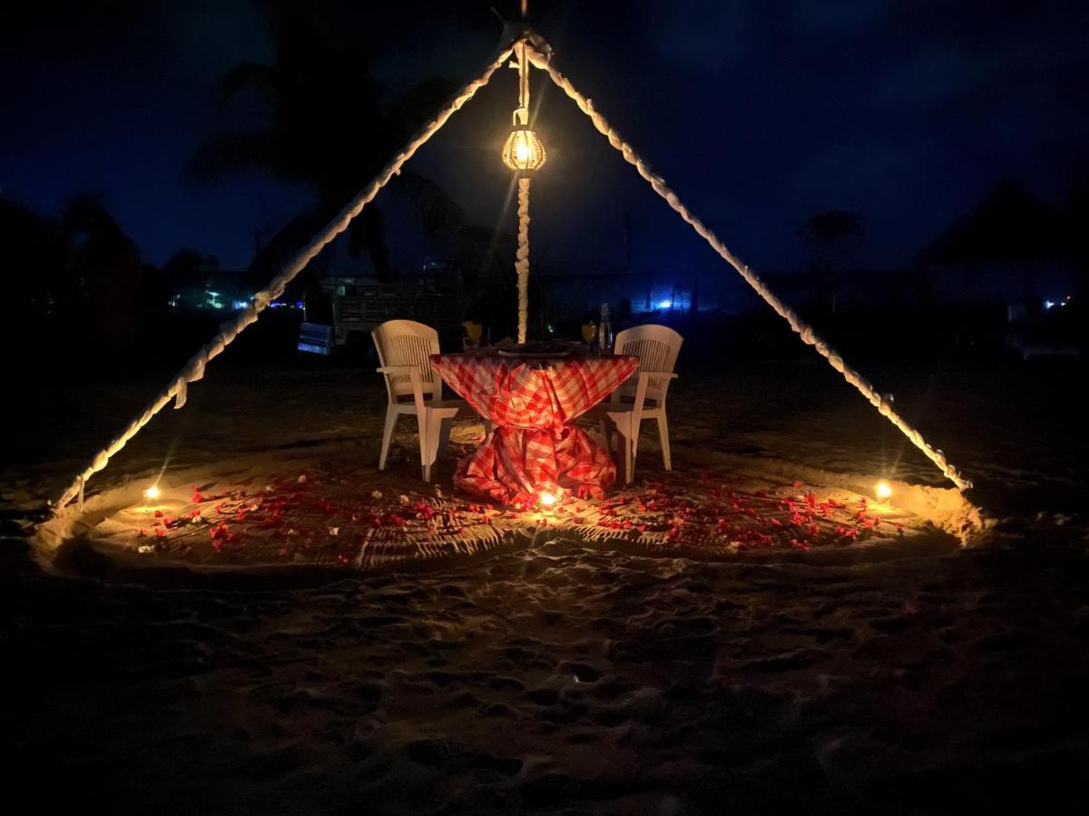 Adroit Beach Inn Guraidhoo  Exterior photo